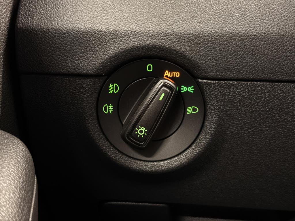 Skoda Octavia combi 1.8 tsi dsg 180pk greentech style business | navi | cru