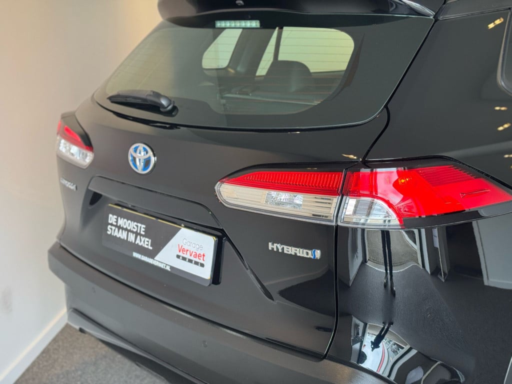 Toyota Corolla Cross hybrid 200 dynamic