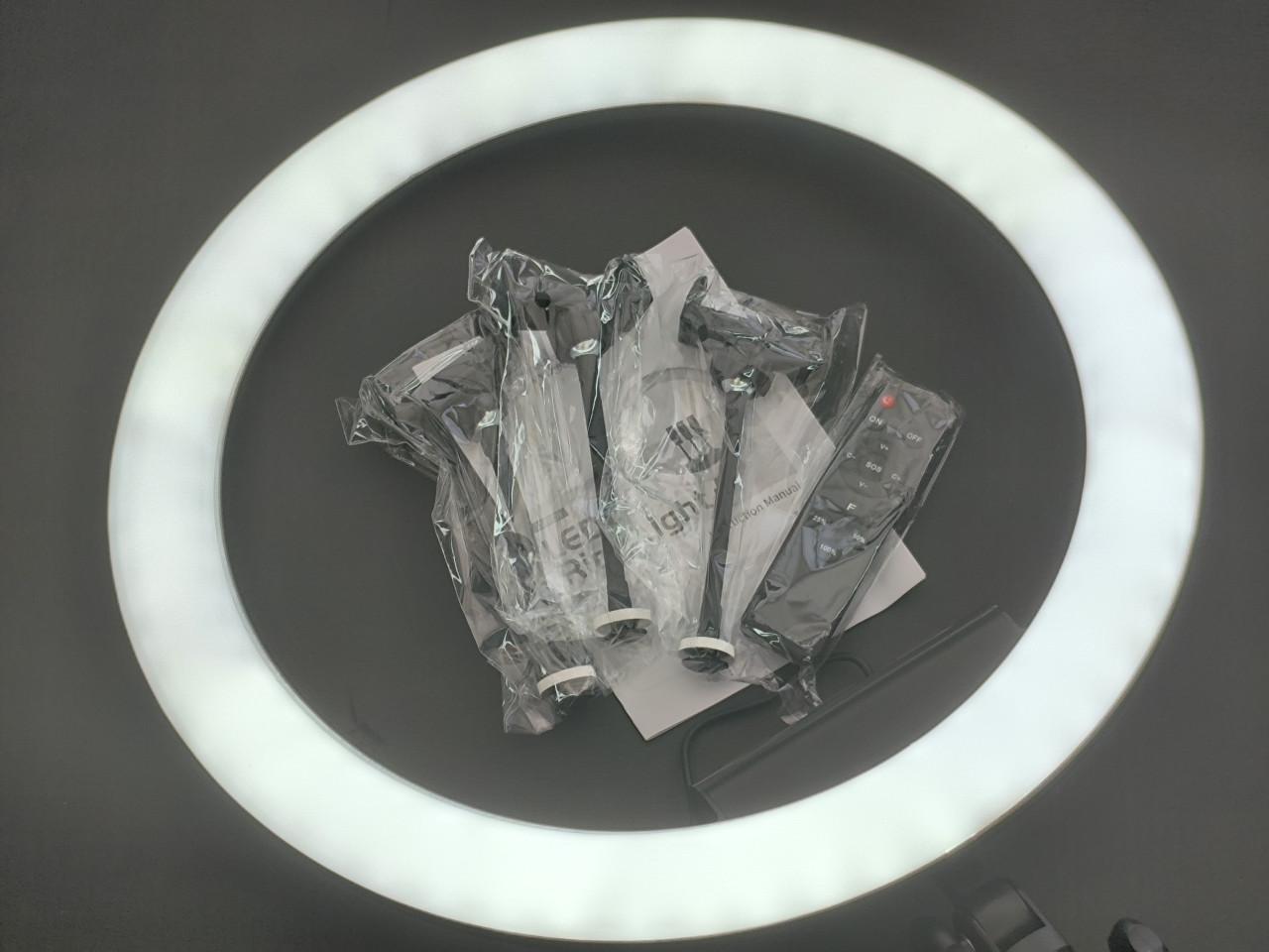 LED ringlight regelbaar 18" nieuw in doos