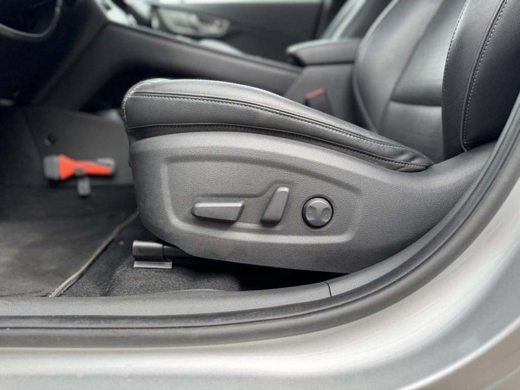 Hyundai Kona ev premium 64 kwh 3-fase lader | schuif-/kanteldak | navigatie