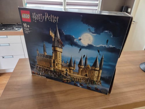 Lego Hogwarts 71043 inclusief display case
