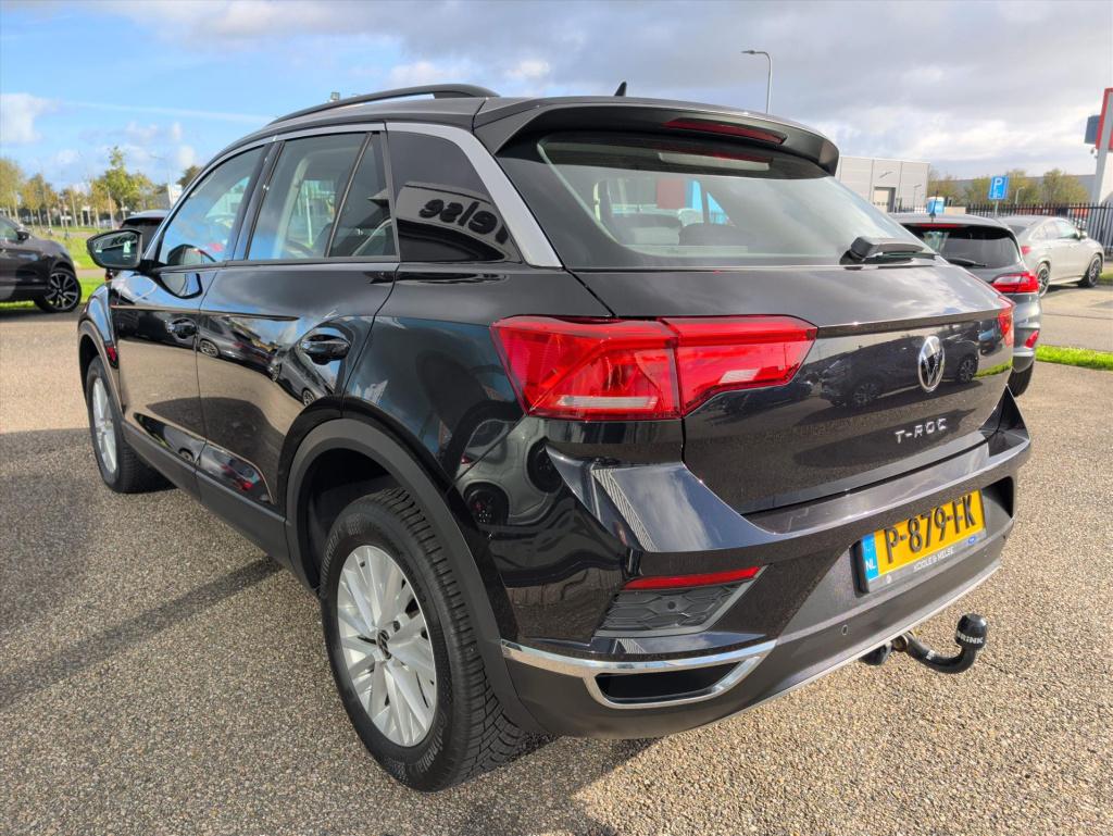 Volkswagen T-roc 1.5 tsi 150pk 7-dsg style | trekhaak | carplay