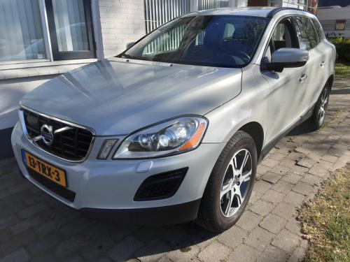 Volvo XC60 2.0 T5 Momentum Automaat
