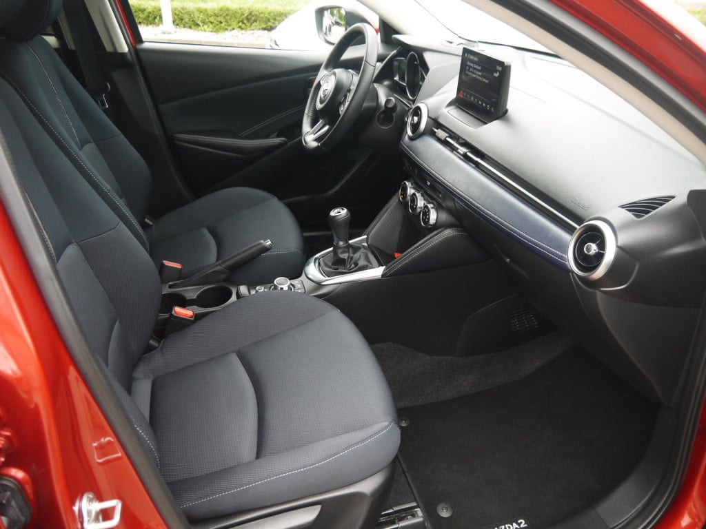 Mazda 2 1.5 skyactiv-g luxury i-activsense|rijklaar