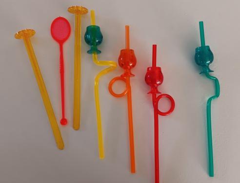 FEESTELIJKE RIETJES