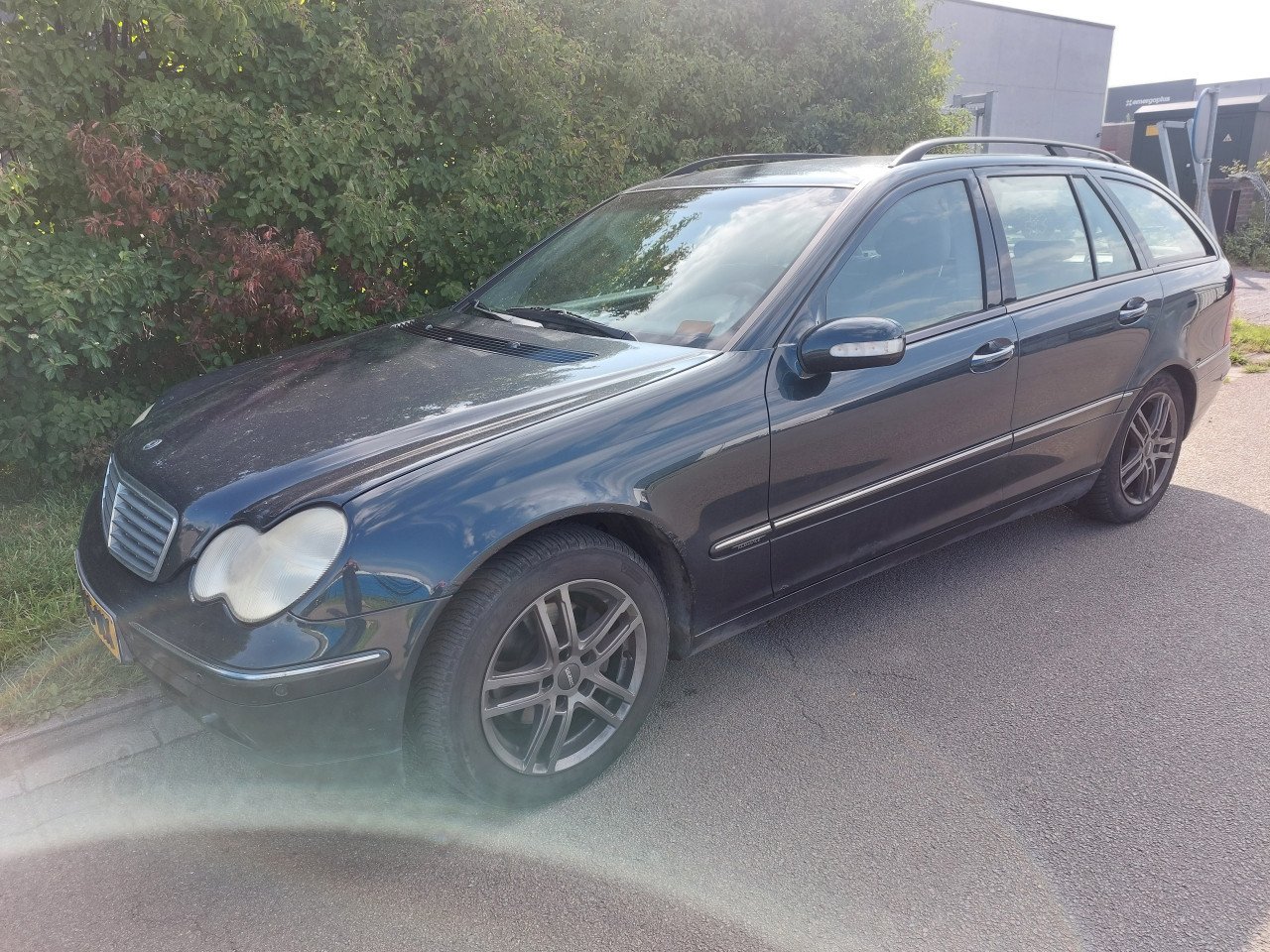 Mercedes c 200 compressor bj 2002 1000 euro