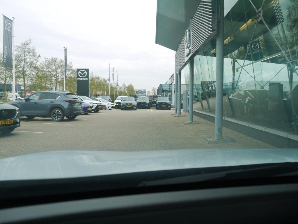 Mazda 6 6e takumi long range 80 kwh