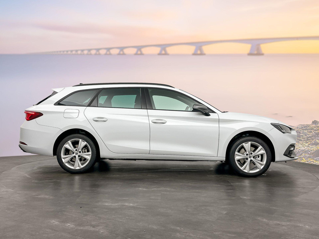 Seat Leon sportstourer fr phev first edition 1.5 tsi ehybrid 150kw / 204p