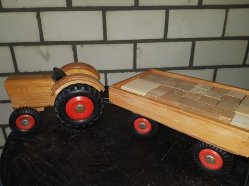 Houten tractor