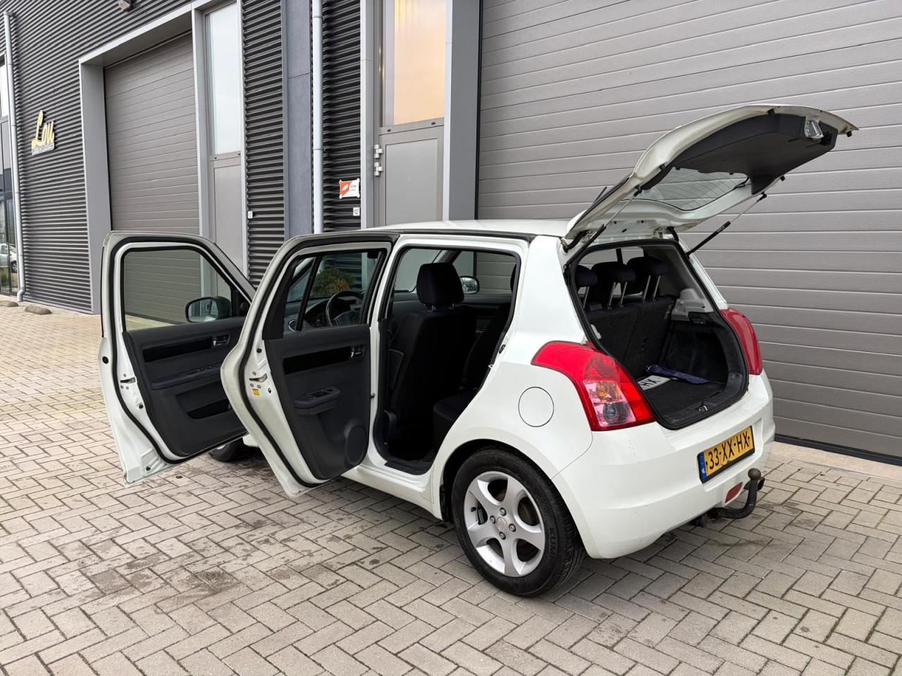 Suzuki Swift 1.3 Shogun