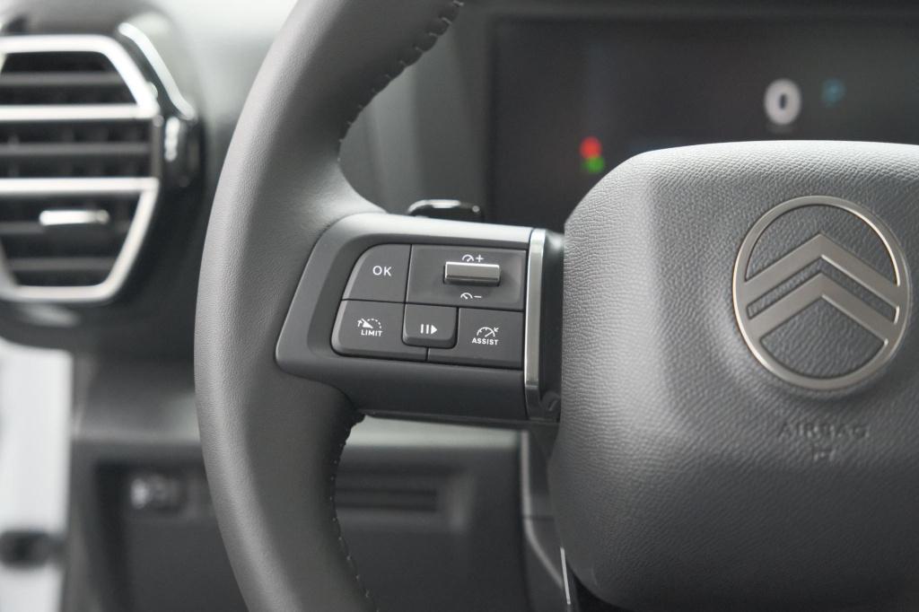 Citroen C4 hybrid 136 e-dcs6 plus | camera | apple carplay | navigatie | pa