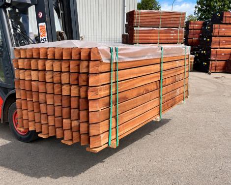 Mooie hardhouten palen 88×88 mm – diverse lengtes