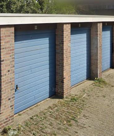 UNIEKE KANS: Garagebox te huur in hartje Vlissingen aan de Ridderspoorlaan