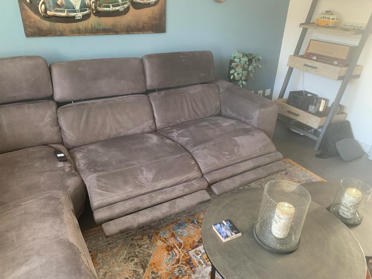 Hoekbank met 2 relax plaatsen. (Linkse hoek)