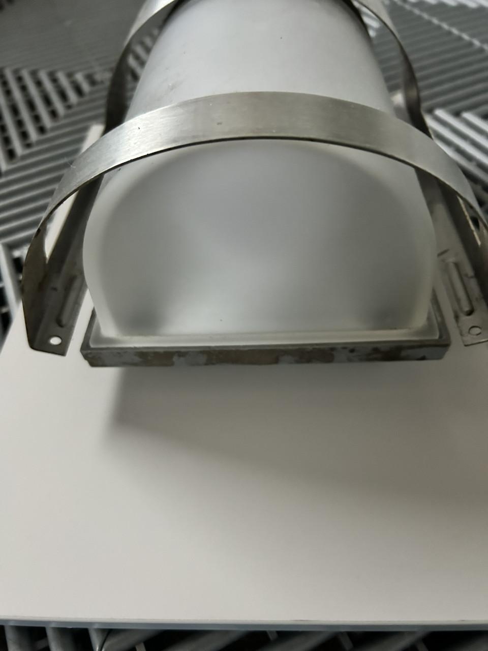 Massive rvs-buitenlamp