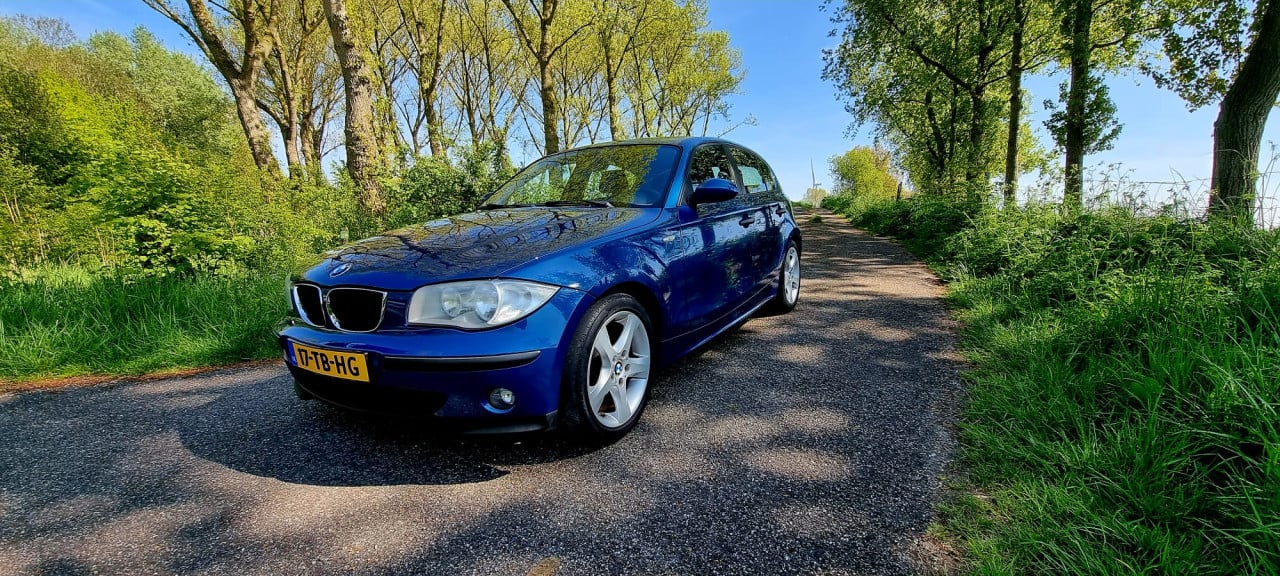 Bmw 118i 5Deurs 176Dkm android apple