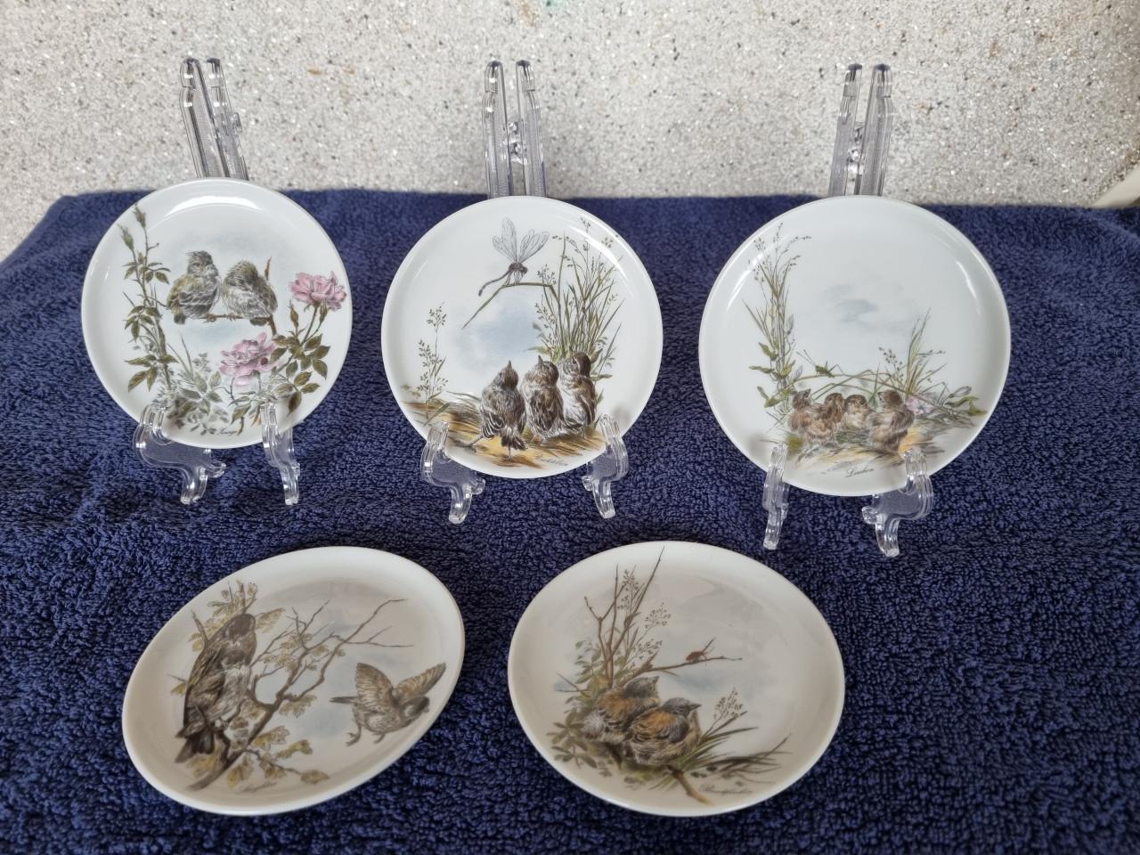 11 porseleinen onderzetters