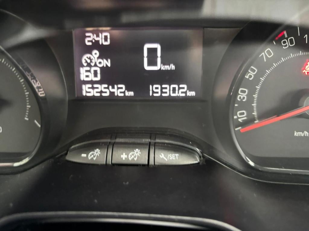 Peugeot 208 1.0 vti 68pk 3d active