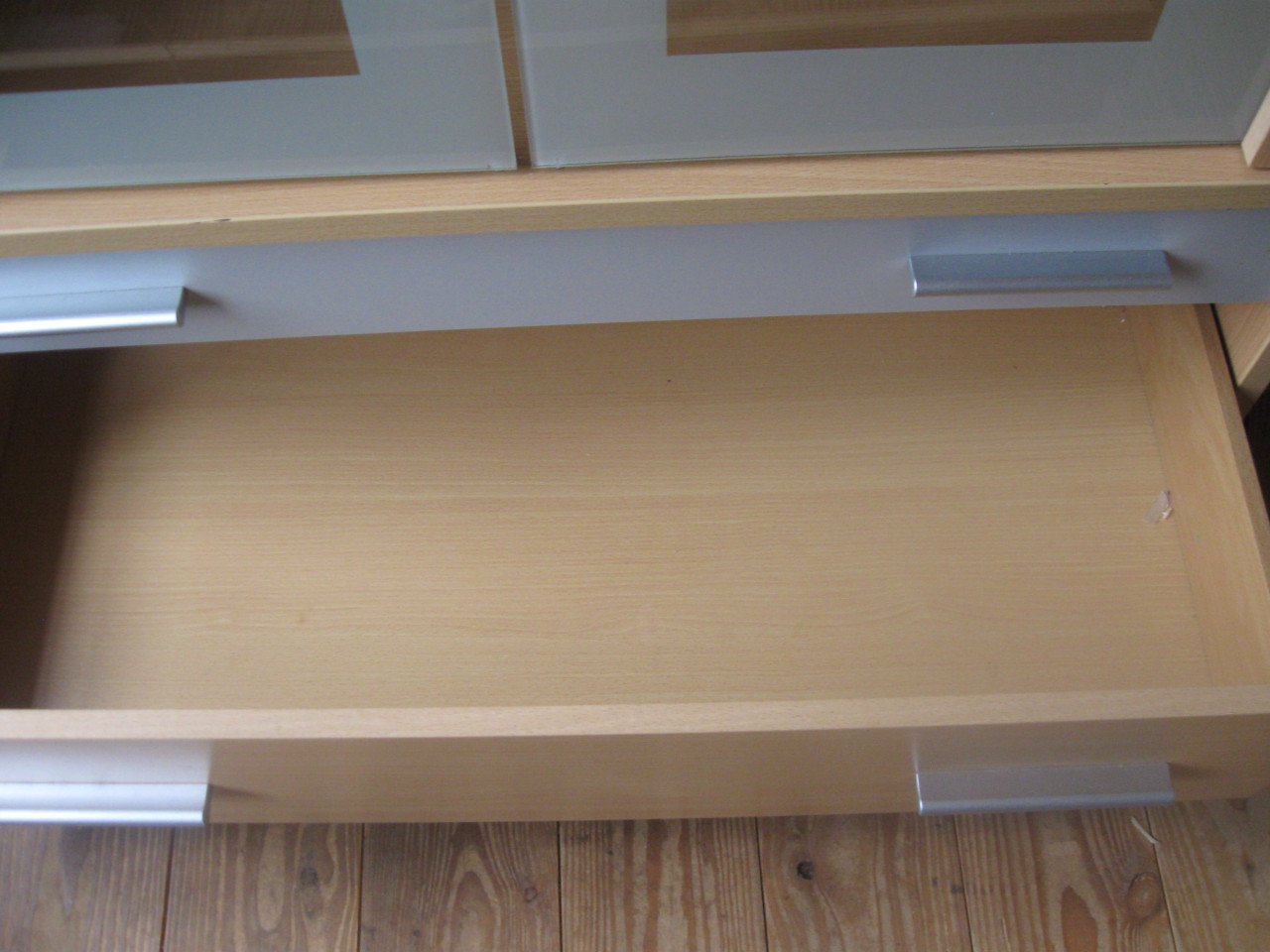 Vitrine kast gratis ophalen