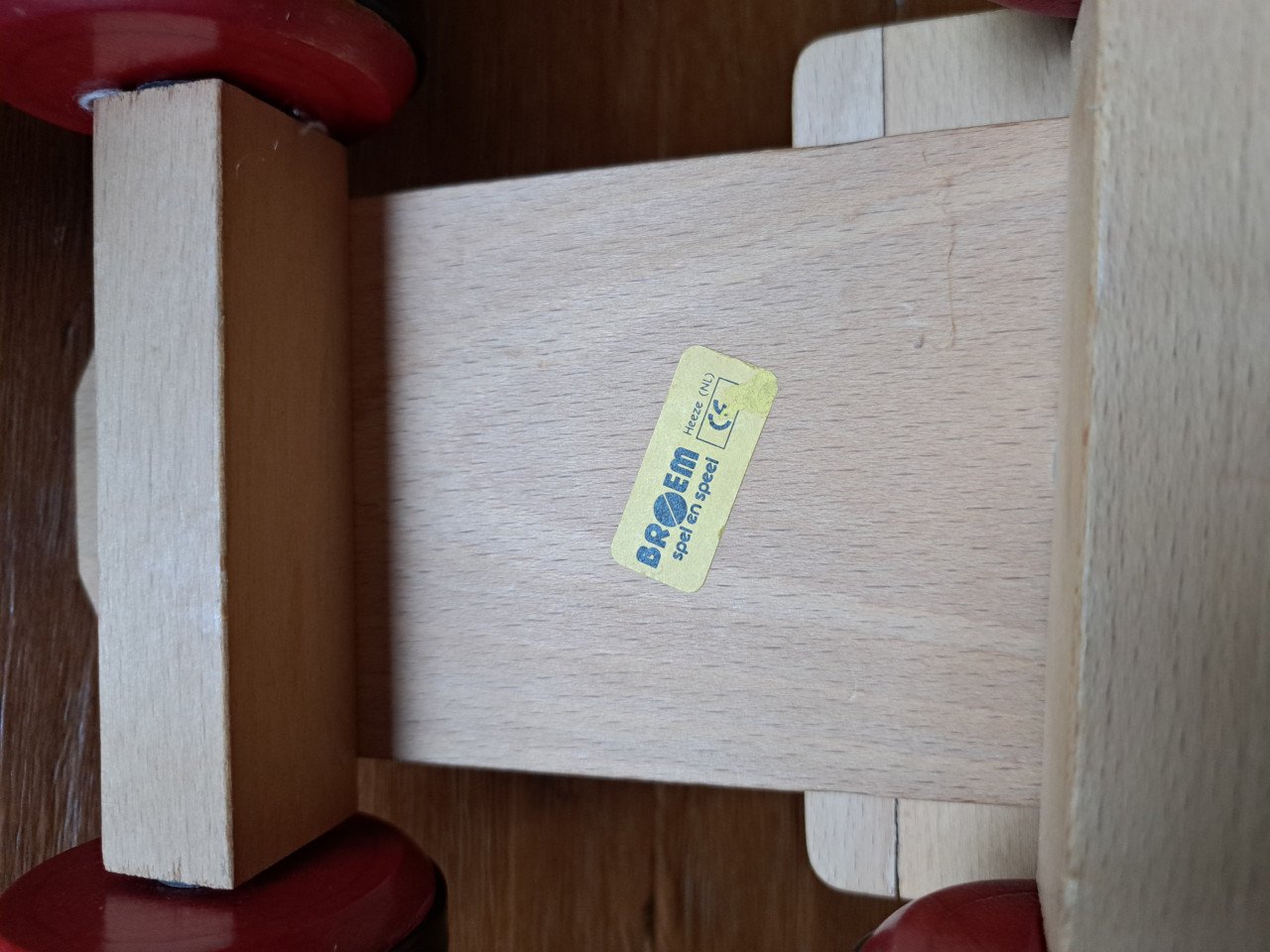 Grote Vintage houten oplegger met 4 auto's