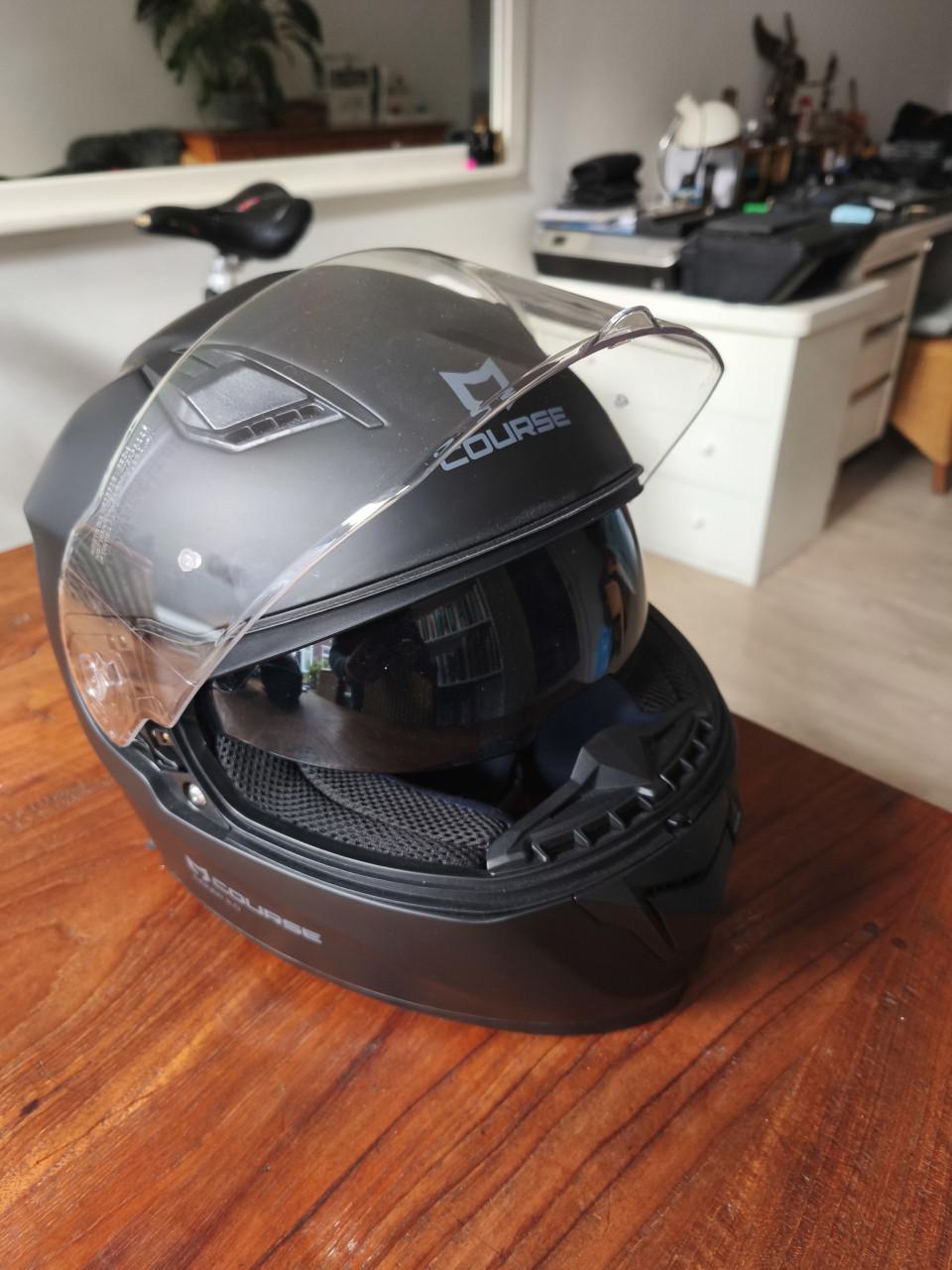Te koop aangeboden Course Raider 2.0 integraalhelm.
