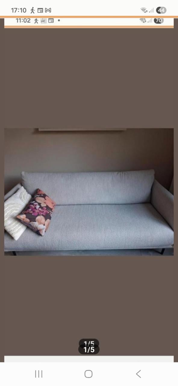 Fest Amsterdam bank in nieuwstaat.