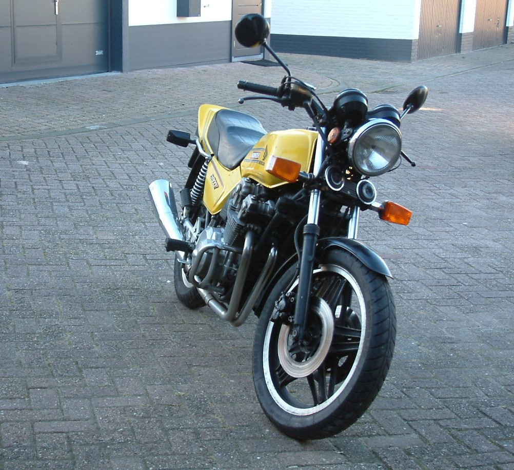 Bol dor 900 F ---1981
