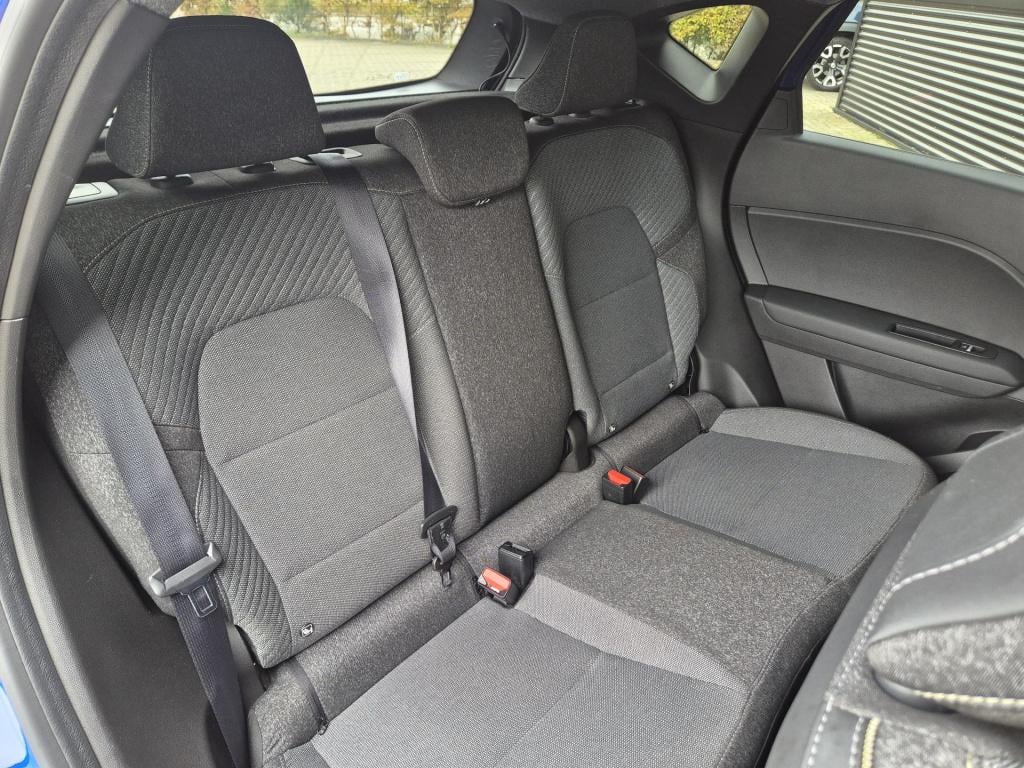 Renault Captur 1.6 e-tech full hybrid 145 techno camera, p-hulp v+a, adapt.