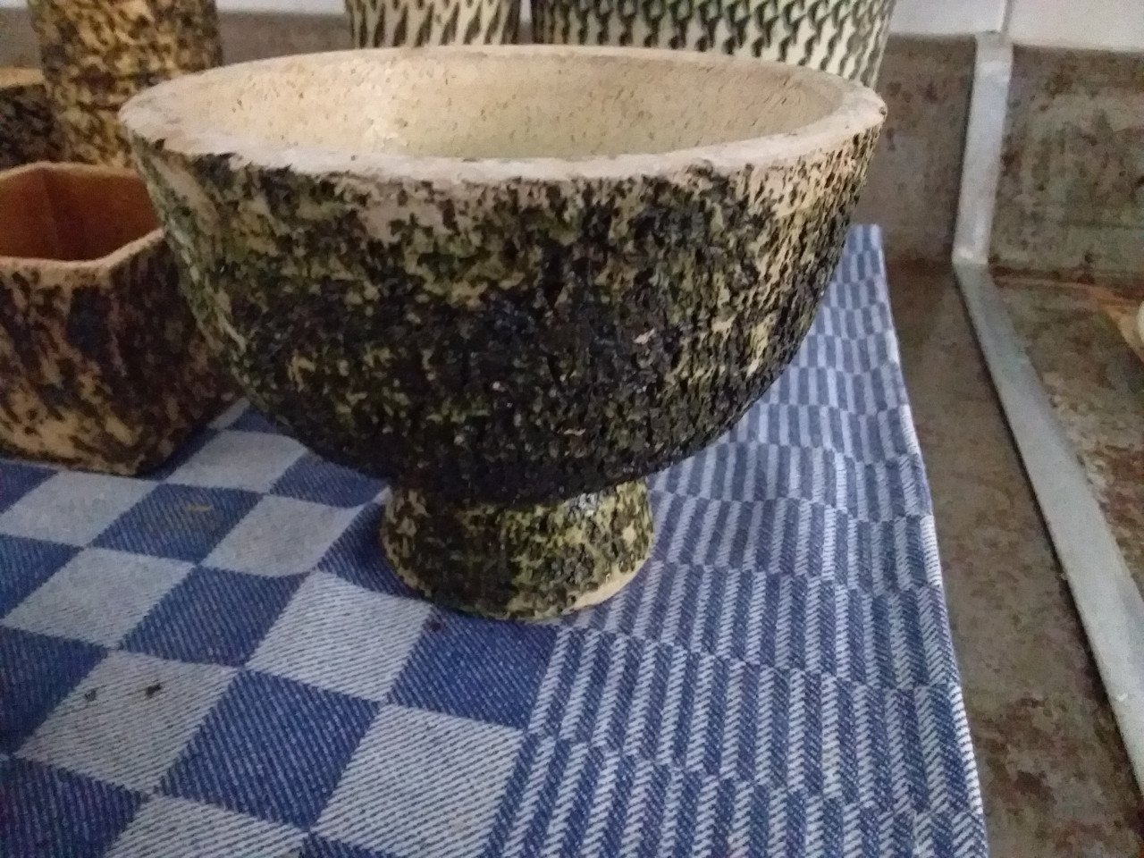 Vintage bloempotten berkenbast boomschors