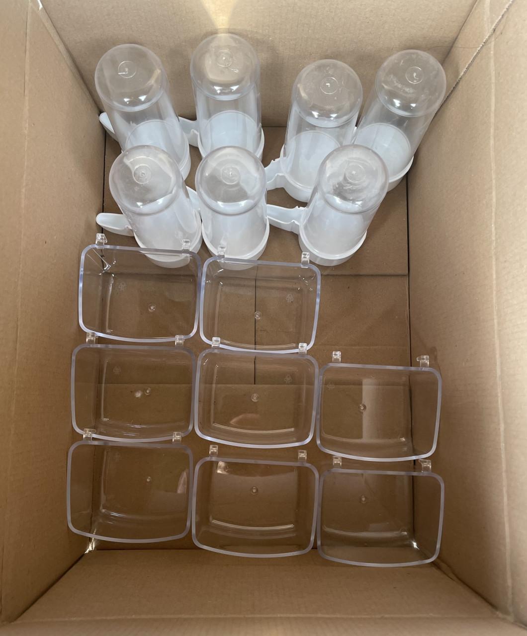 Vogel voeder bakjes transparant nieuw!