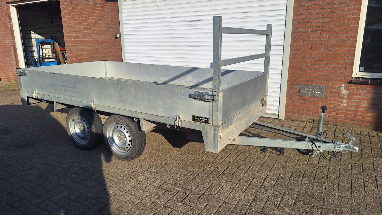 Plateauwagen ongeremd 300x150
