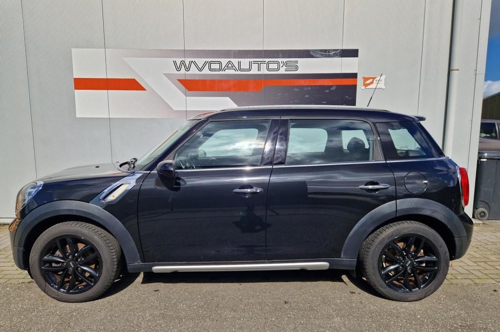 Mini Countryman mini 1.6 cooper knockout edition