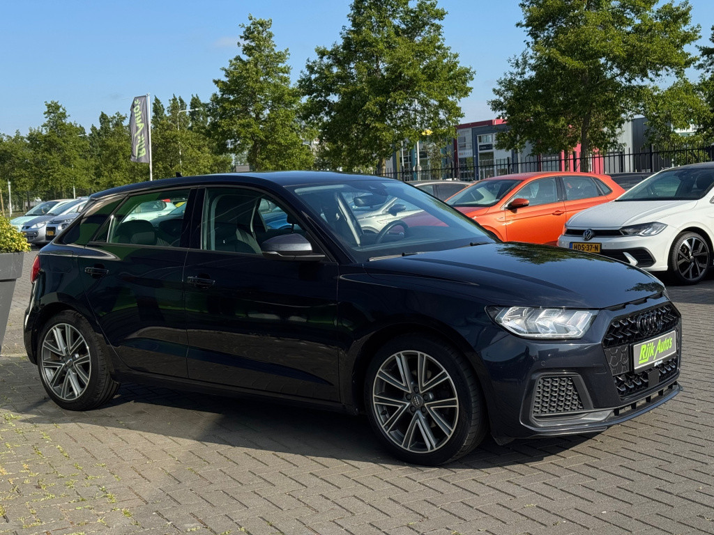 Audi A1 Sportback 35 tfsi advanced * stoelverwarming * navigatie * cruise c