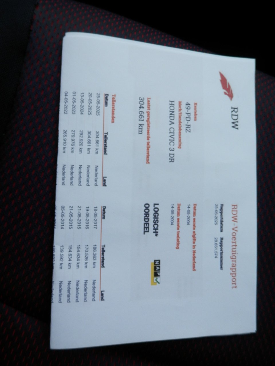 Auto Garant Biedt Aan: Honda Civic 1.6 3 DR Sport