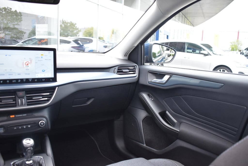Ford Focus wagon 1.0 ecoboost hybrid active x | climate control | adaptieve