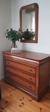 Commode met bijpassende spiegel