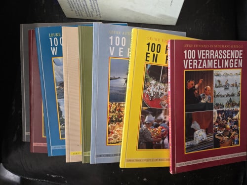 Boekjes"Serie Shell helpt u op weg 1 t/m 8 en 10 boeken: wandelen, fietsen