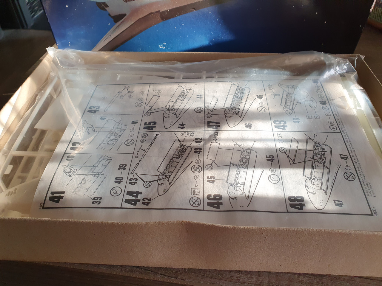 Nieuwe Revell Space Shuttle Challenger bouwdoos....