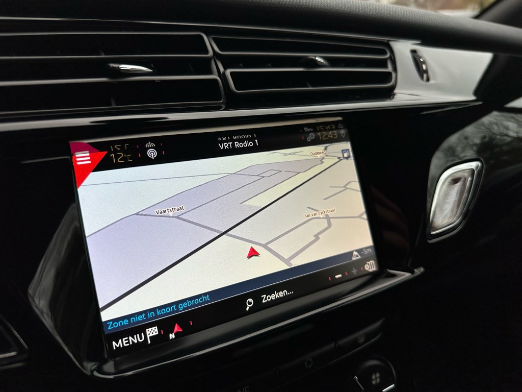 Ds Ds 3 1.2 puretech so chic // automaat //