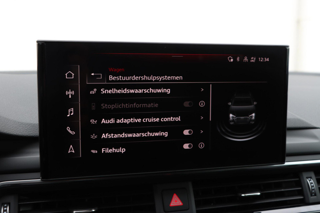 Audi A4 avant 40 tfsi quattro s edition competition 204pk