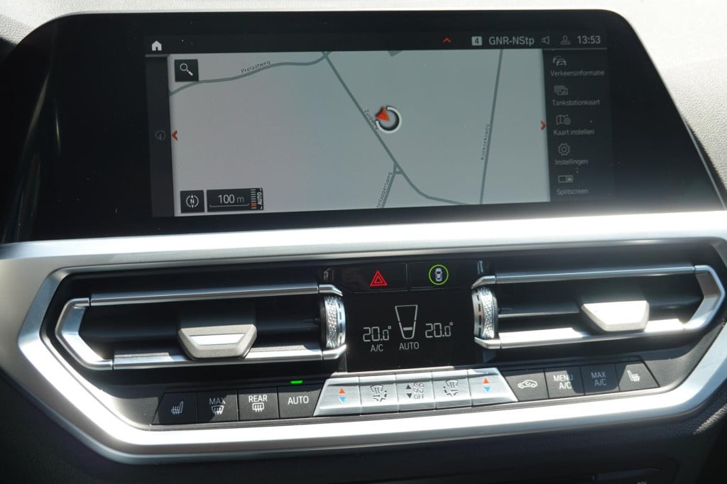 BMW 3-serie touring 330i business edition plus
