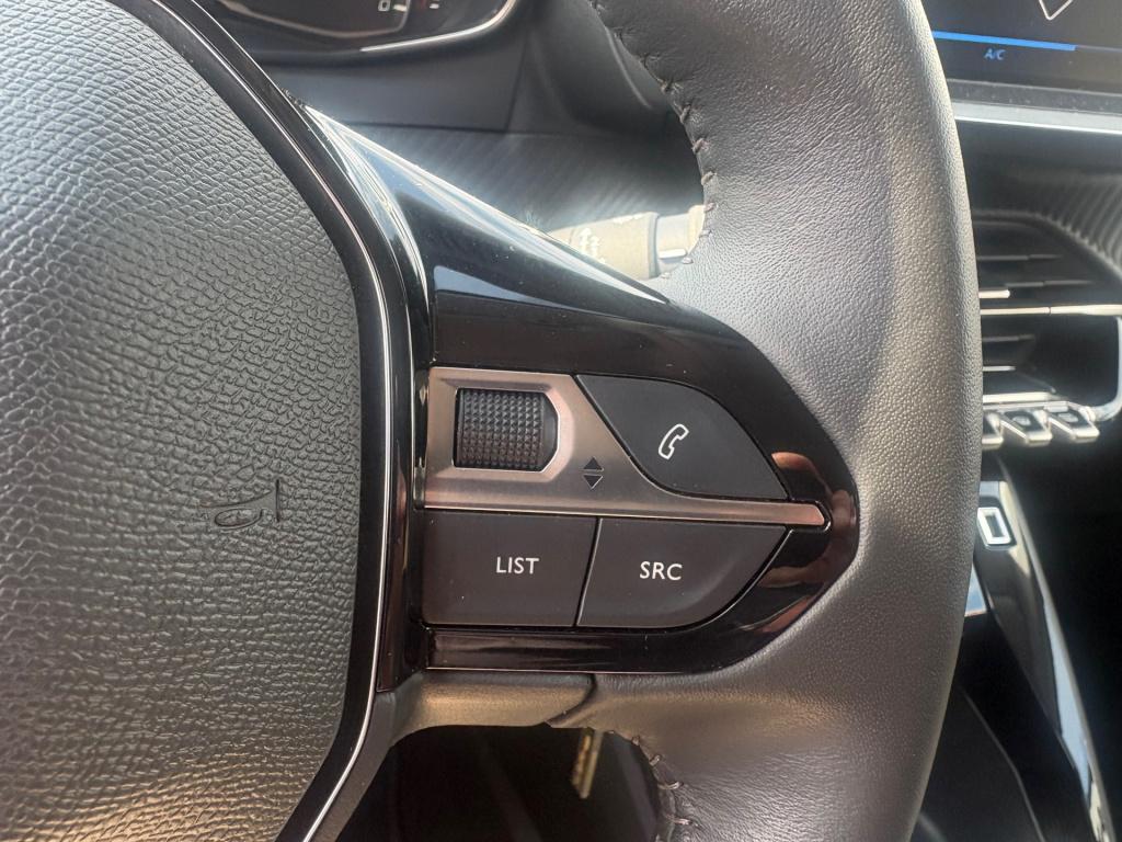 Peugeot 208 1.2 puretech allure pack