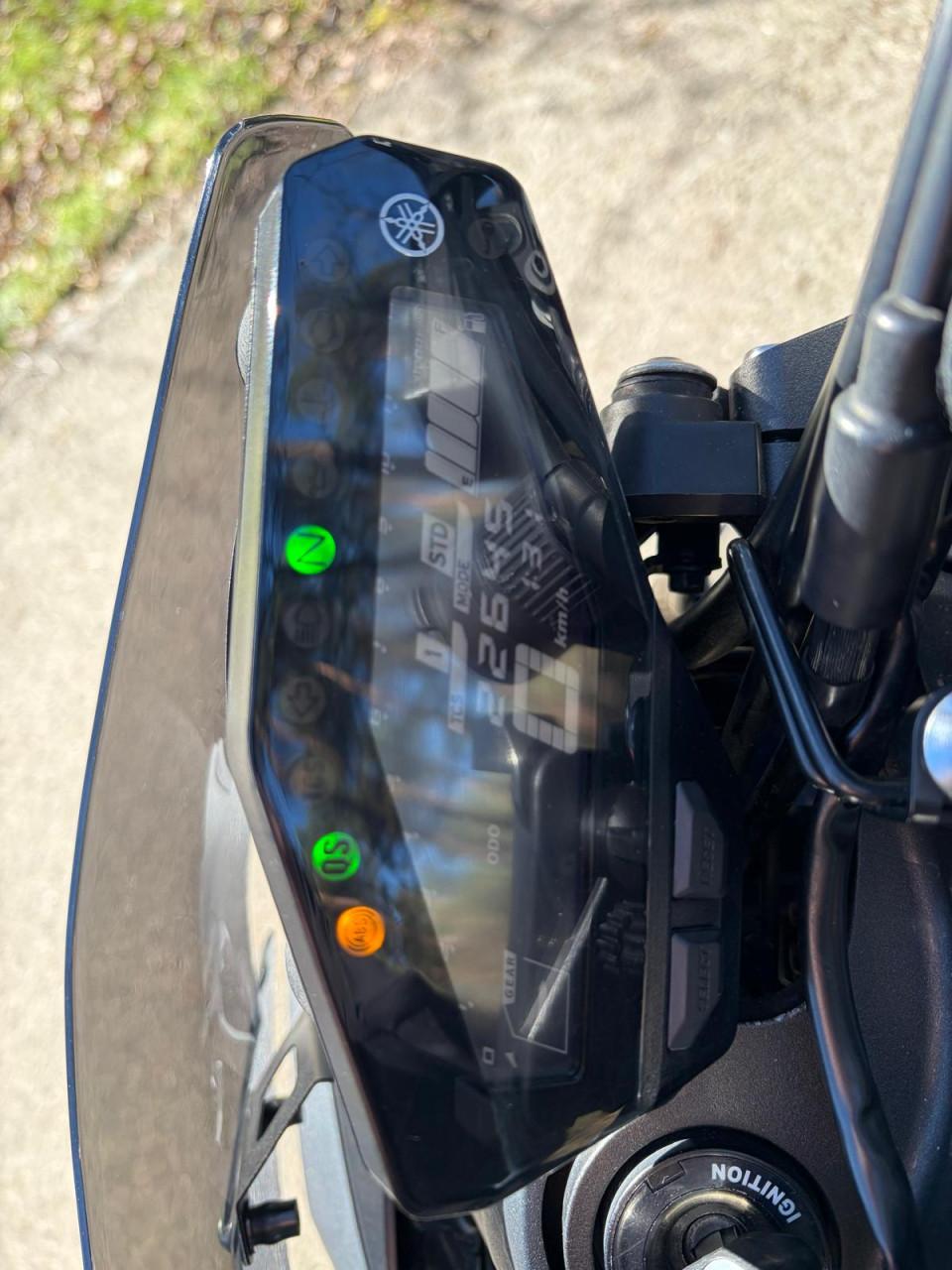 Yamaha MT-09 | Lage KM | Volledige Akrapovic Racing Line