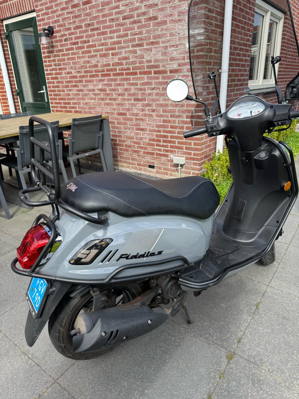 Scooter sym fiddle II