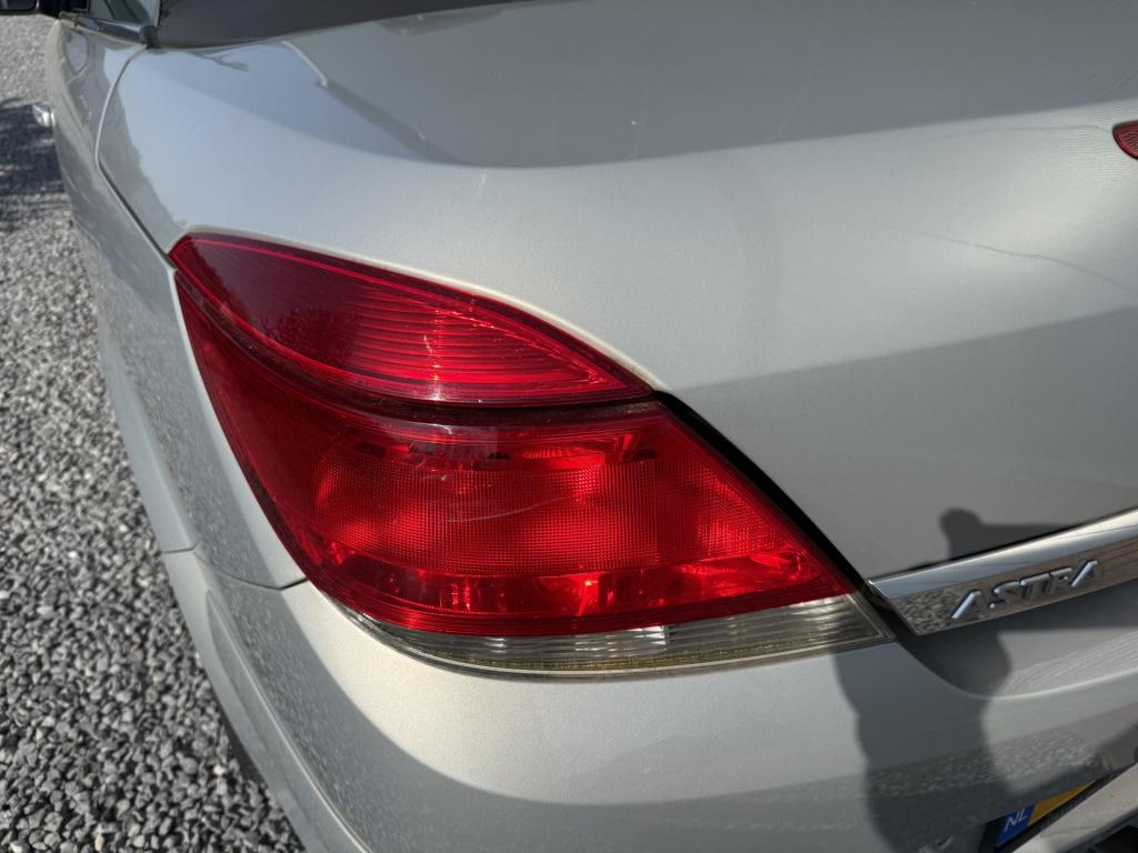 Opel Astra twintop 1.8 cosmo cabriolet