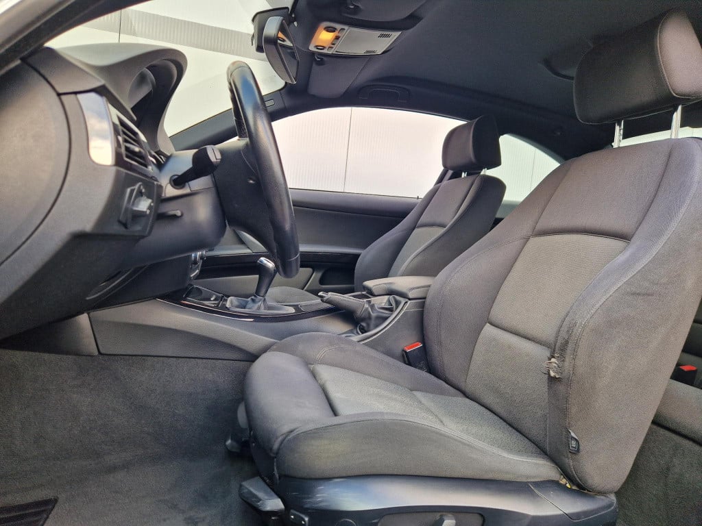 BMW 3-serie coupé 325i executive