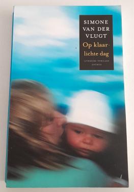 Simone van der Vlugt - Op klaarlichte dag.