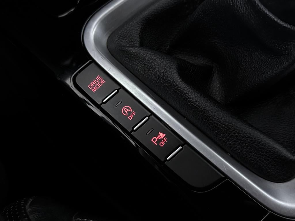 Kia Xceed 1.5 t-gdi mhev executiveline | trekhaak | schuifdak | jbl |