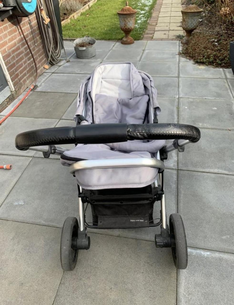 Qute kinderwagen/buggy/voetenzak/regenhoes