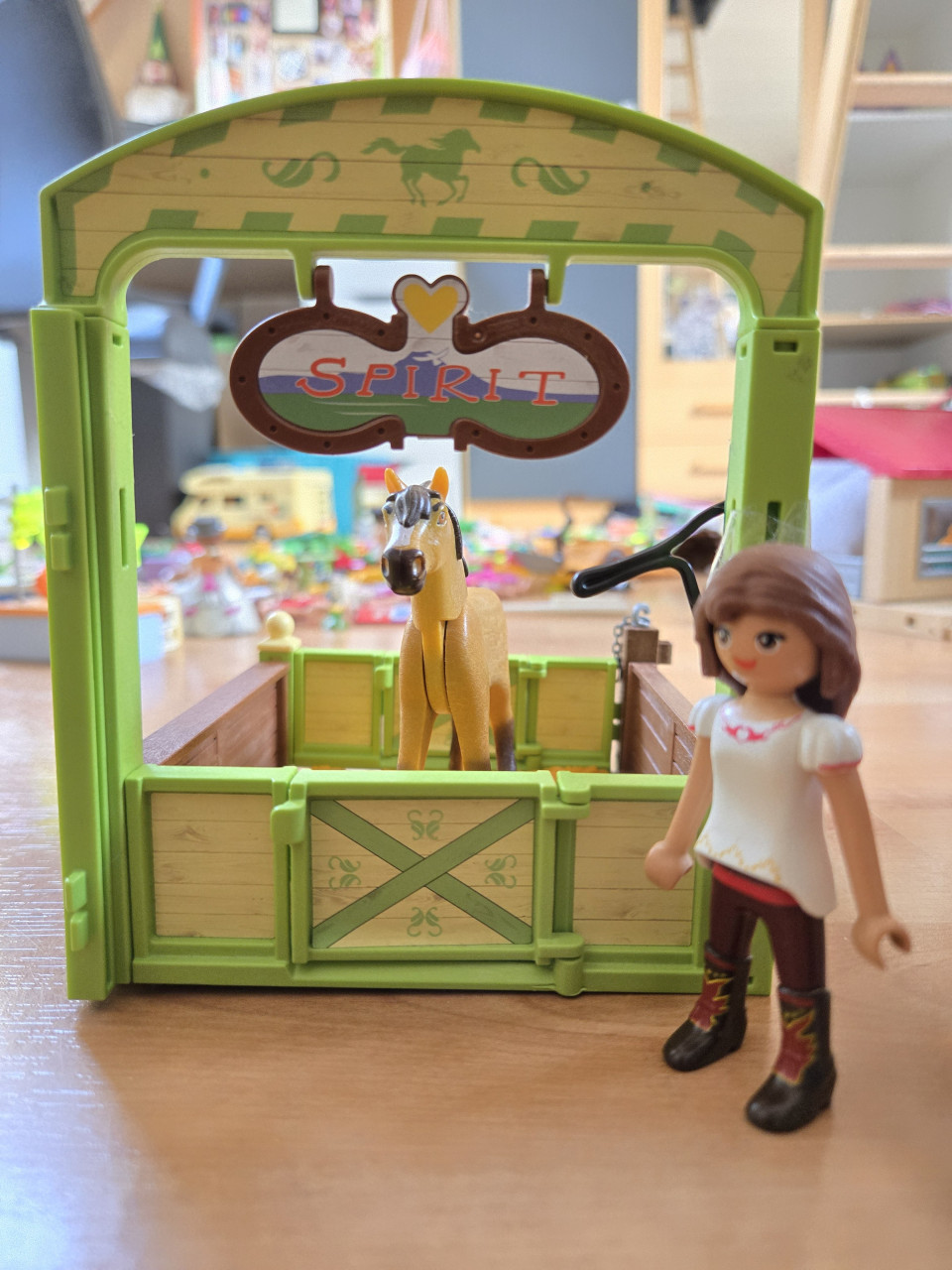 Playmobil Spirit met extra stal